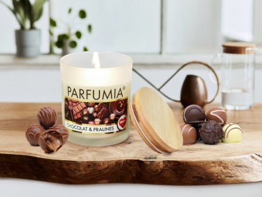 Sojová vonná svíčka PARFUMIA - Čokoláda a pralinky